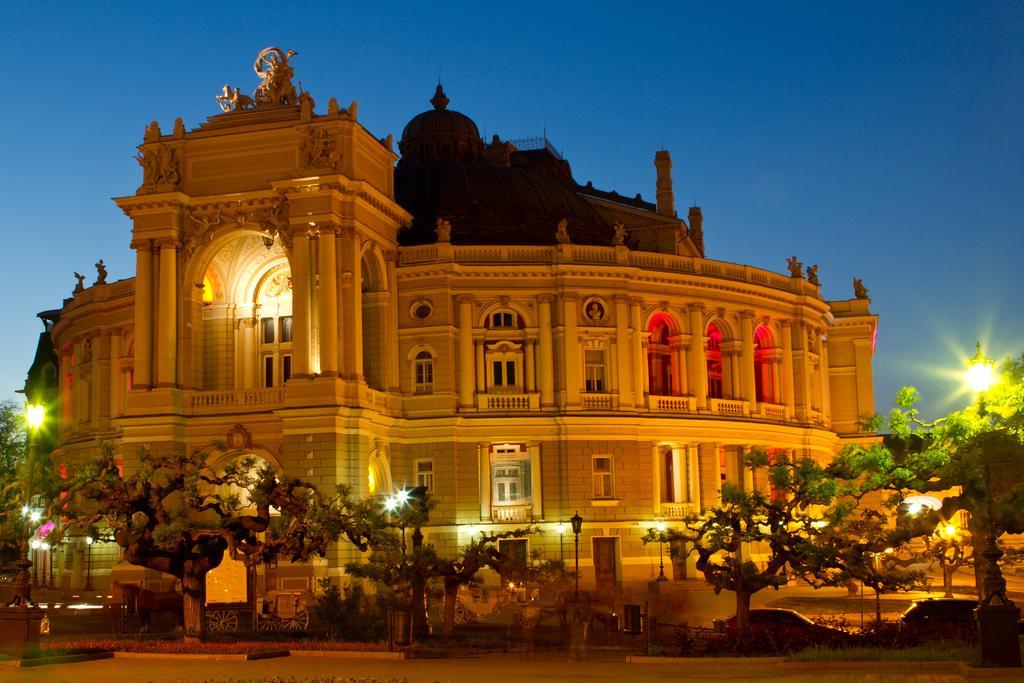 Good Night Hotel Odessa Esterno foto